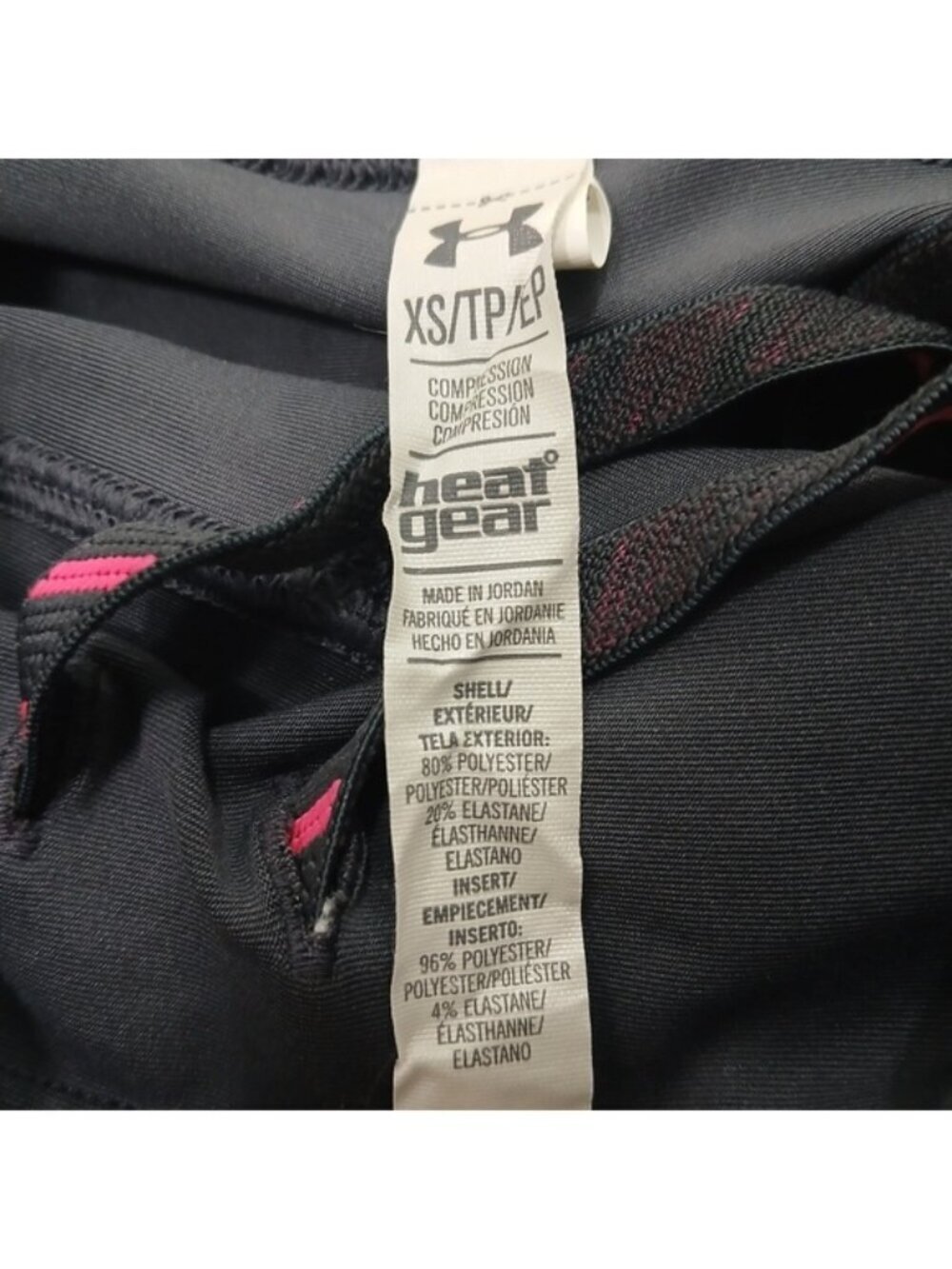 Under Armour HeatGear Compression Capri Leggings XS Pink Ribbon Breast Cancer - Picture 8 of 8